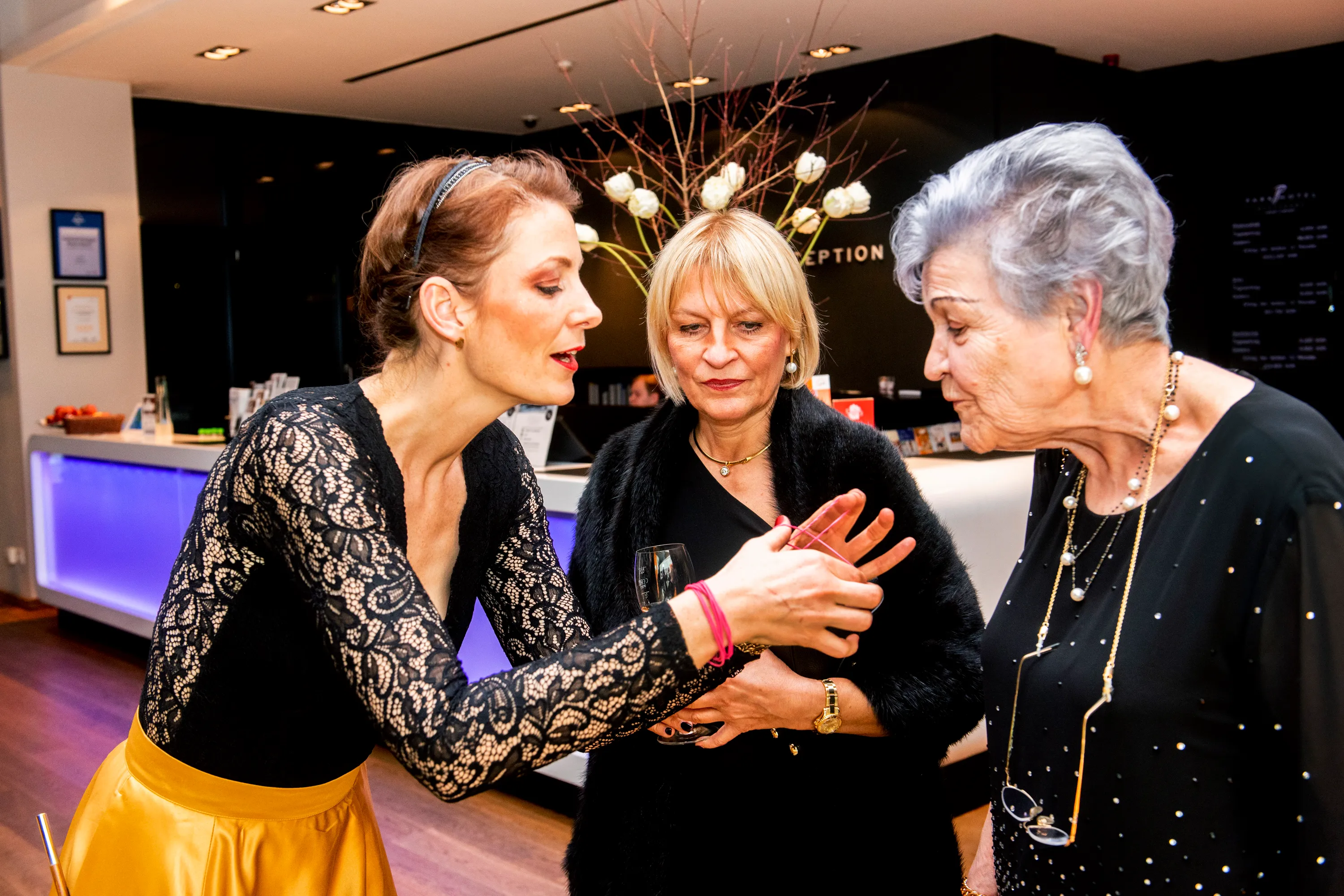 Johanna Lux beim magischen Gästeempfang