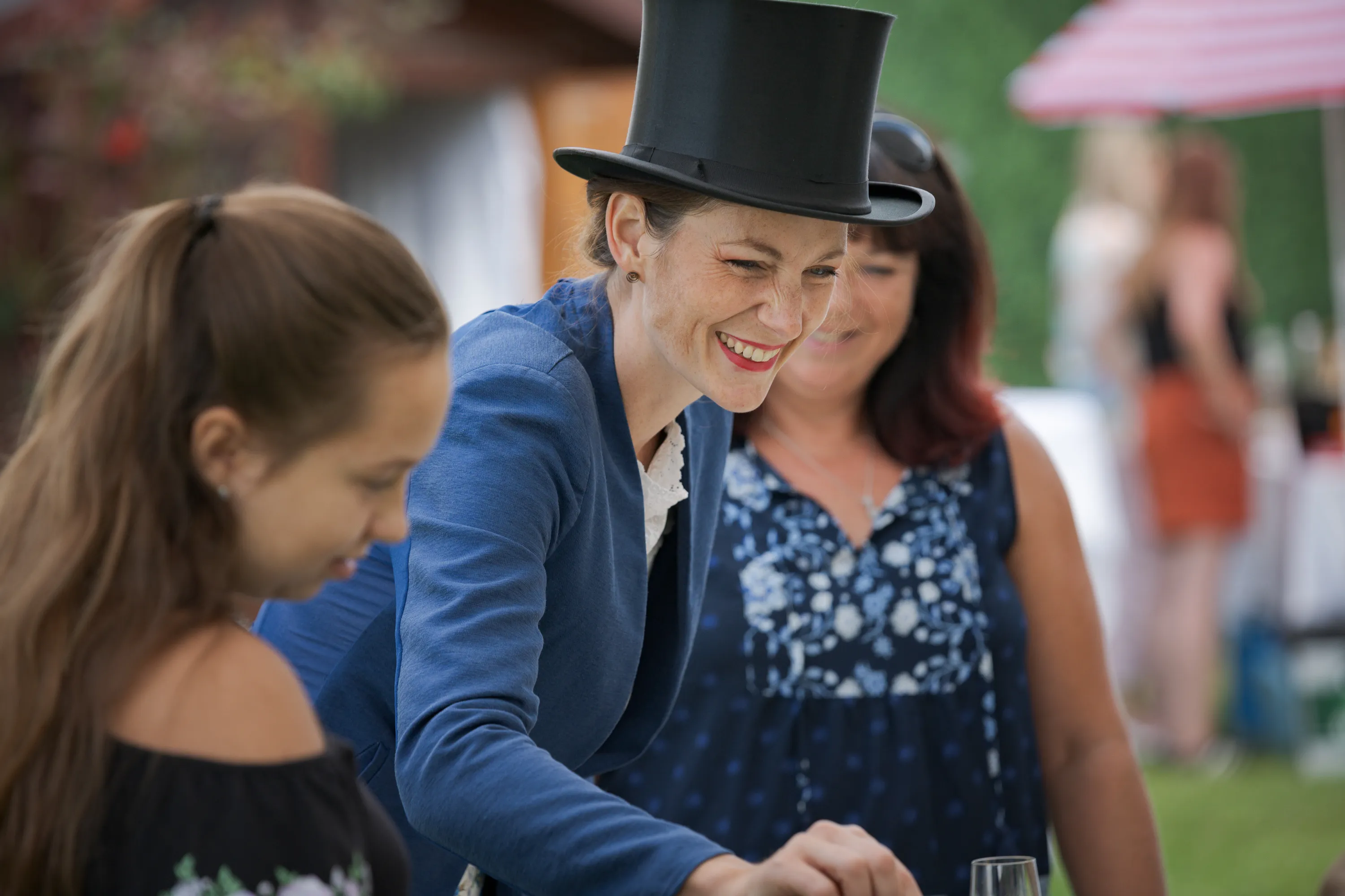 Johanna Lux beim magischen Gästeempfang